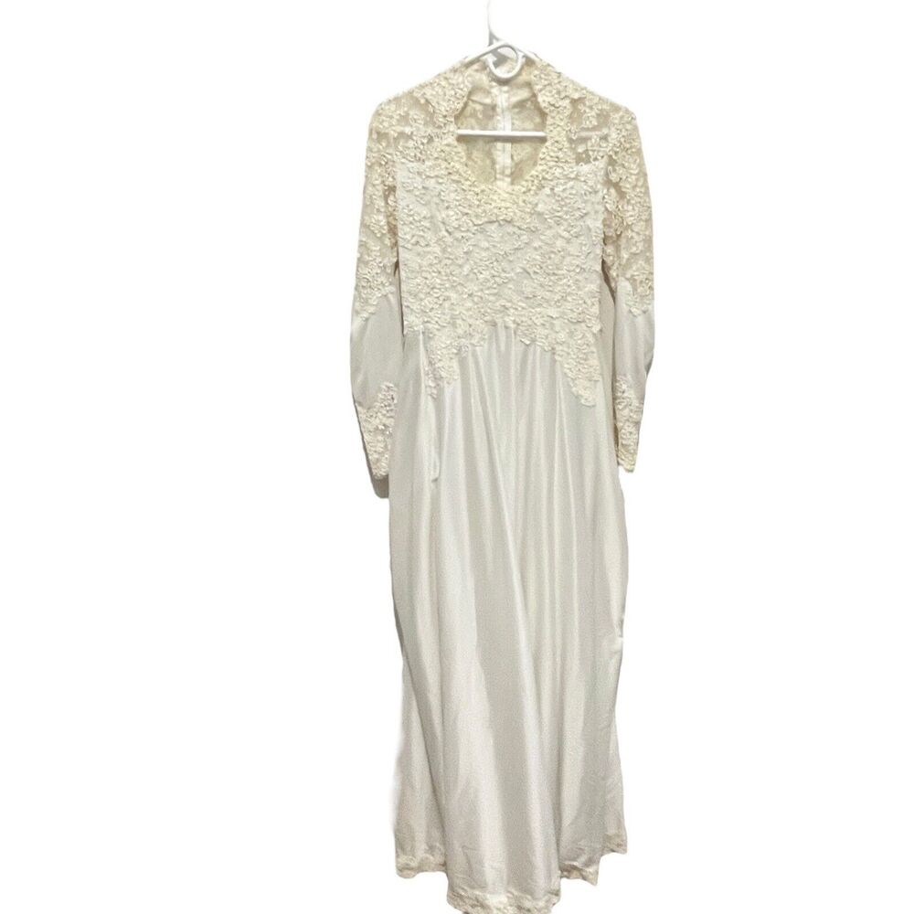 Alfred Angelo Edythe Vincent Wedding Dress 70s Women Size XS Cream Veil Slip